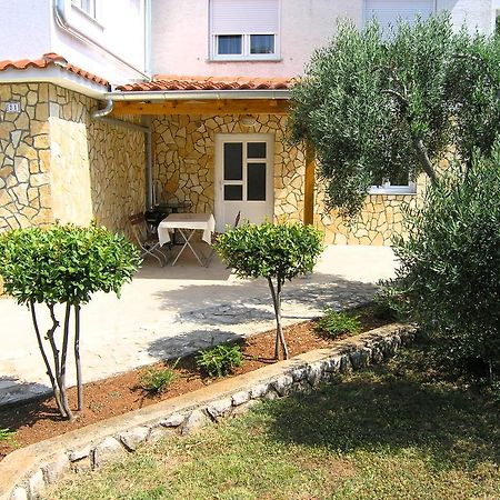 Apartment Martina Krk Town Exterior foto